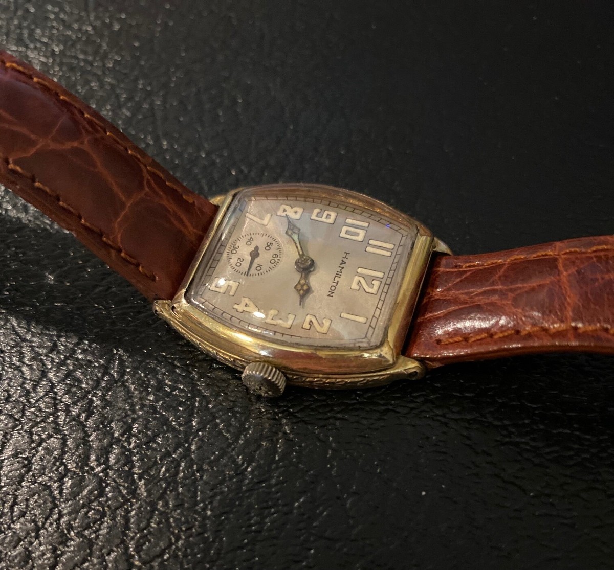 1928 Hamilton Barrel Plain Wristwatch 14K gf 17 jewels Stunning