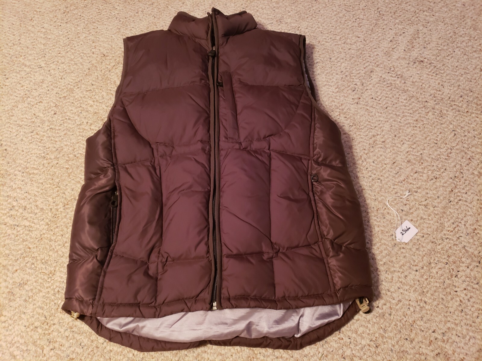 Gap Womens Quilted Down Puffer Vest in Dark Brown Size S with Zip Pockets-image