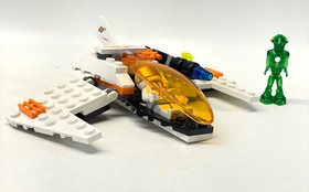 LEGO Set 7695 Mars Mission 2007 MX-11 Astro Fighter - 100% Brick Complete