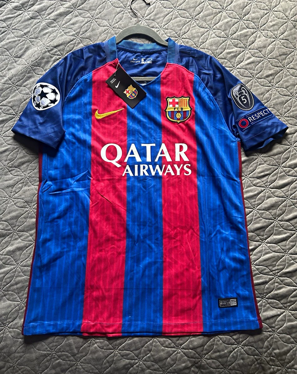 Preços baixos em Andres Iniesta Fc Barcelona Futebol Clube