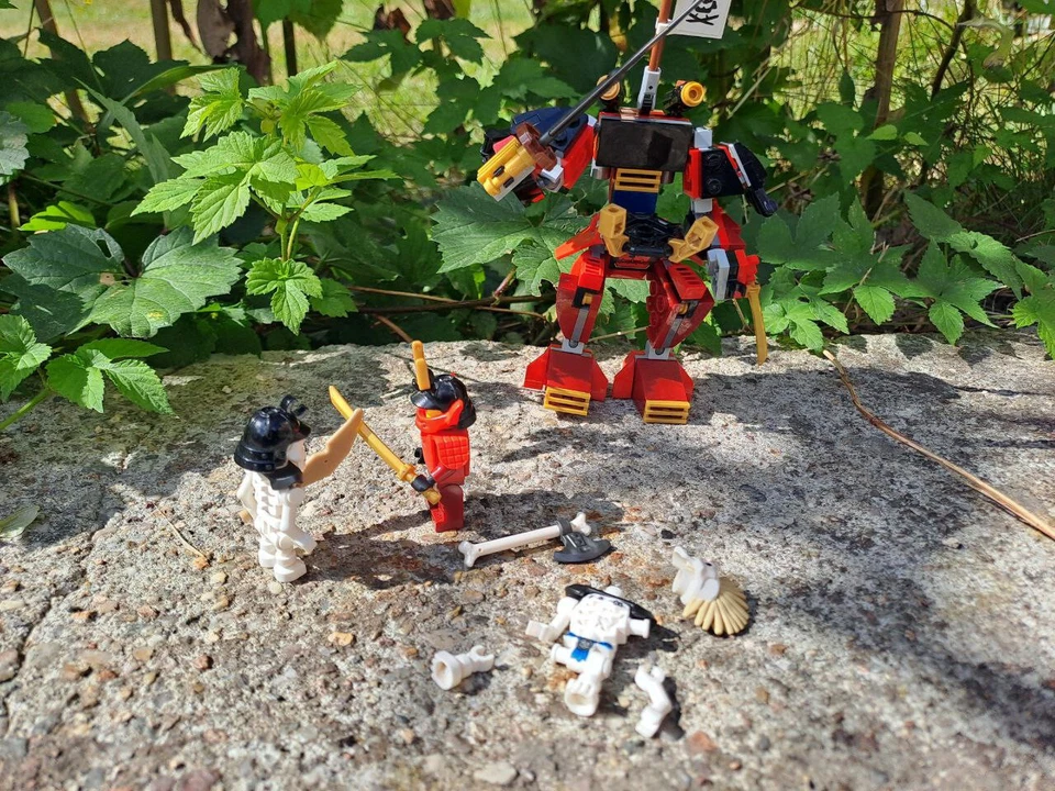 LEGO Ninjago 70665 The Samurai Mech, Foto 2 von 5
