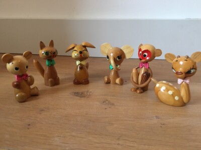 Holztiere 6 Stück Affe, Reh, Hase, Katze, Maus Hund alle mit Fliege
