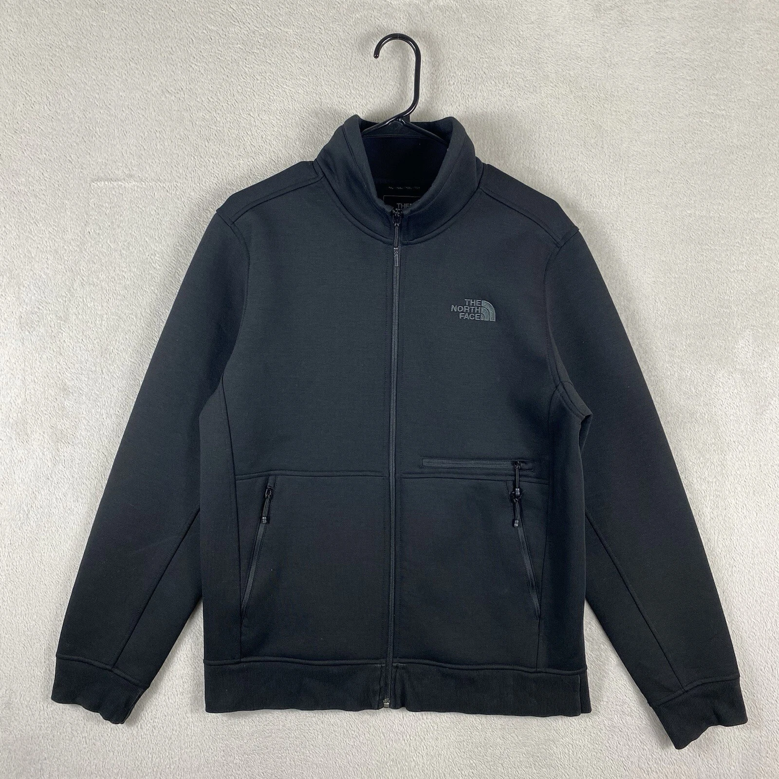 The North Face Thermal 3D Softshell Jacket Mens M Black NF0A3BCH Hiking Outdoors
