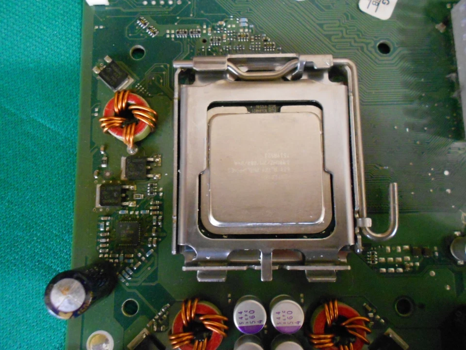 SCHEDA MADRE SOCKET 775 CPU INTEL PENTIUM - Immagine 3 di 4