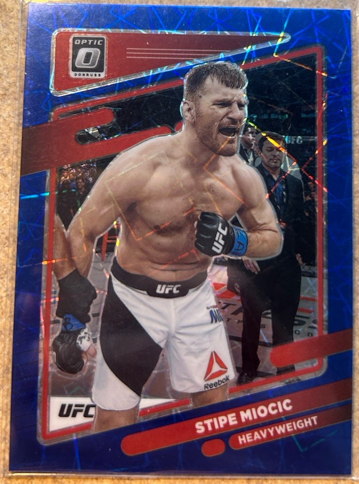 2022 Panini Donruss Optic UFC - Stipe Miocic #50 Blue Velocity Prizm