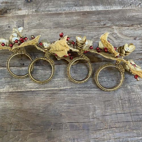 Kim Seybert "Holly Holiday” Napkin Rings Glass Beads, Fabric Gold Red 5x4” - Picture 3 of 10