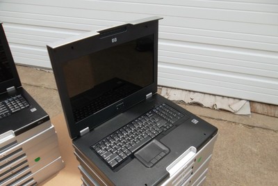 HP TFT7600 G2 KVM Console Monitor 17.3'' & Keyboard Rackmount 612371-001 AZ870A