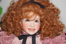 Vintage 1994 Wendy Lawton Signed AT AUNTY'S HOUSE Wooden Jonted Body doll LE117