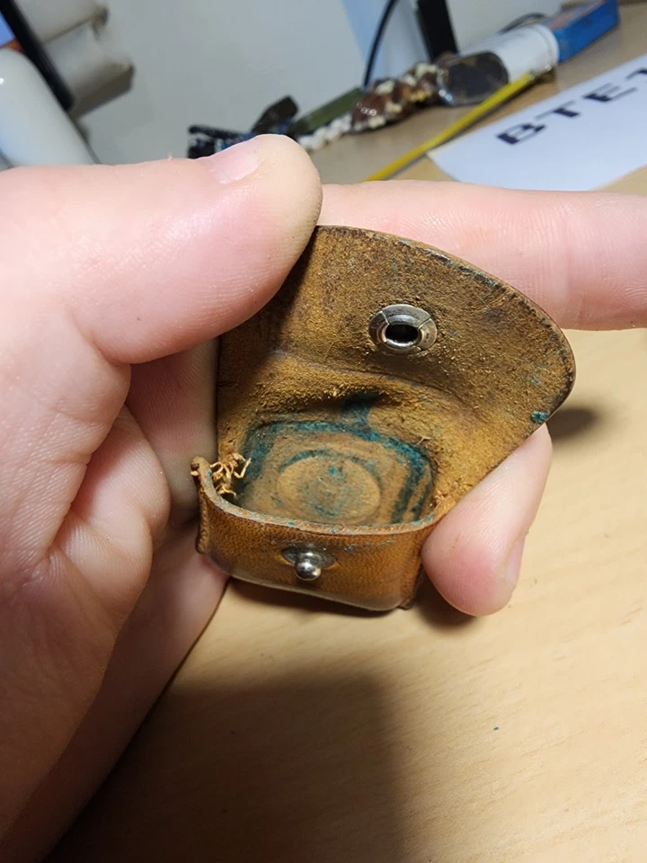 Mini Loupe typographe ancienne laiton + étui cuir • pliable 1930s – déco vintage - Photo 4/4