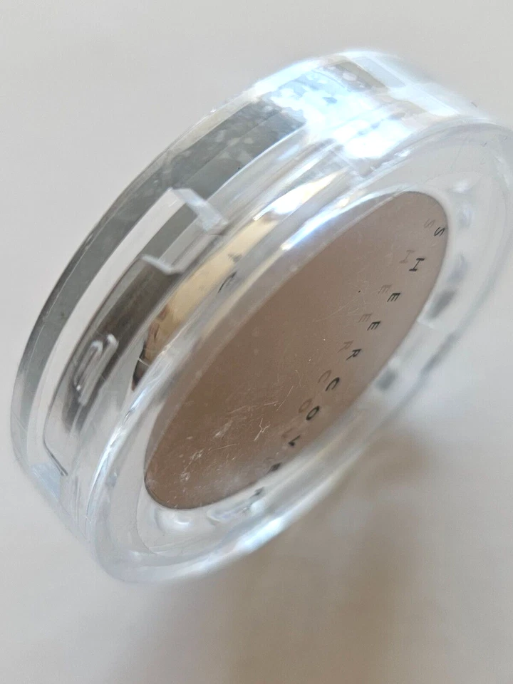 Sheer Cover MEDIUM Concealer LARGE Size 5 gram Rare New & Sealed  - Image 2 of 3