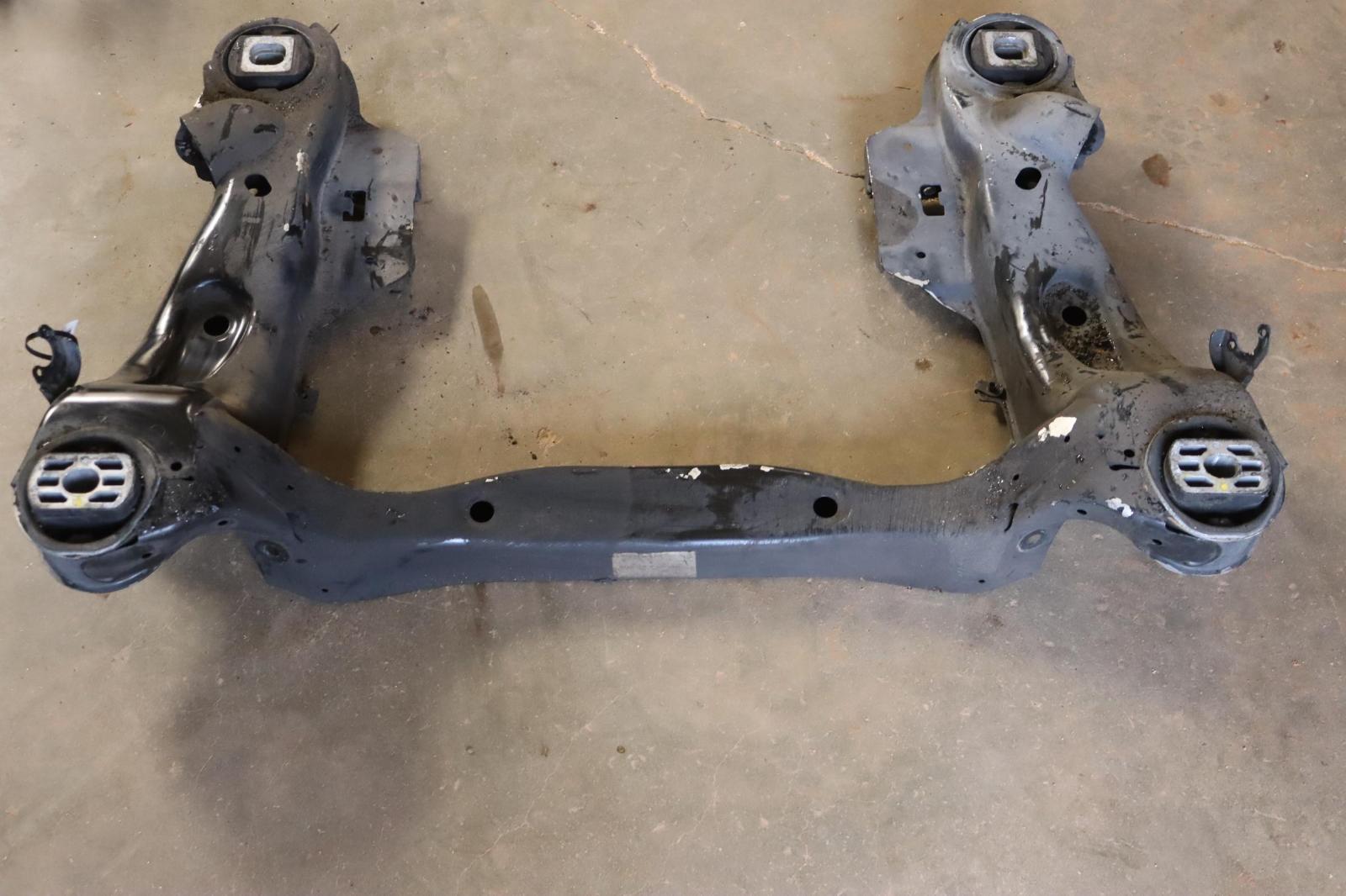 2003-2011 BENTLEY CONTINENTAL GT FRONT SUSPENSION CROSSMEMBER SUBFRAME OEM