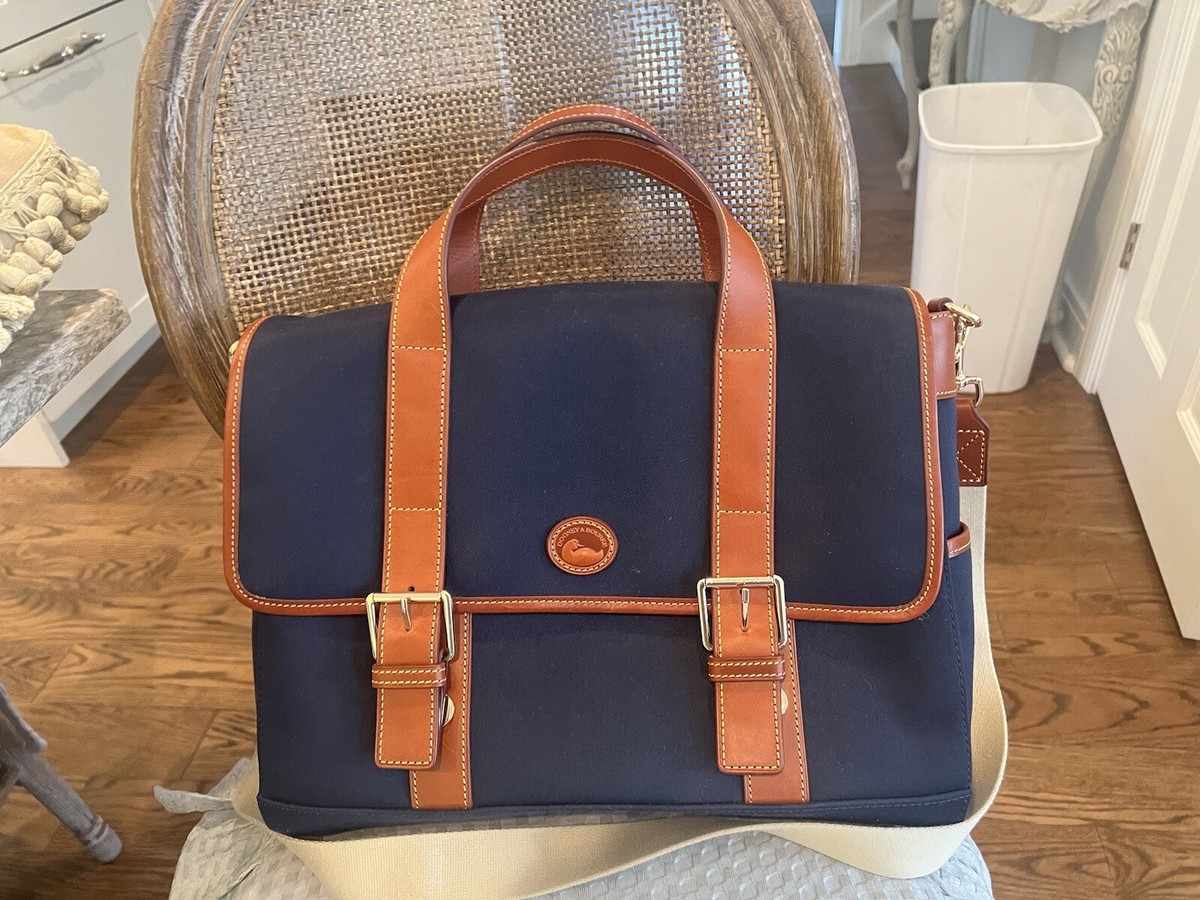 dooney bourke handbags Executive Cabriolet Hunter Messenger dooney bourke handbags Executive Cabriolet Hunter Messenger