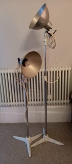2 STUDIO LAMPS HEIGHT 120 to 150CM ON HEAVY IRON BASES EDISON SCREWFIT BULBS
