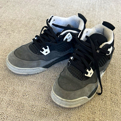 Jordan Air Jordan 4 Mid Top Colorblock Sneaker Black Gray White Jumpman