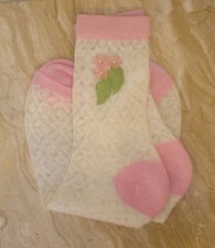Woman's White  Pink Color Socks With Flower/Leaf Beading Accent-Medium-New/WOT