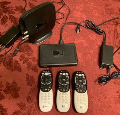 DIRECT TV WHOLE HOME CLIENT C41W-100 WIRELESS BRIDGE  AC ADAPTER DIRECTV REMOTES