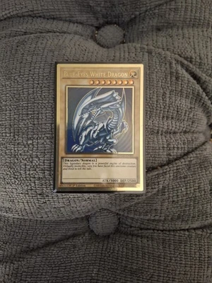Blue-Eyes White Dragon