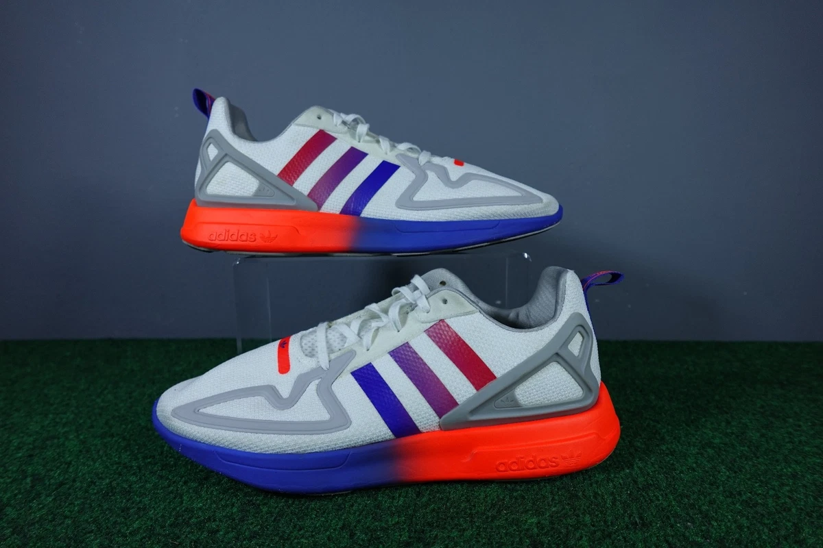 Preços baixos em adidas ZX 2K Flux Gradient Sole - Core Black | eBay