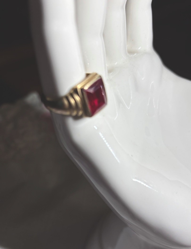 Beautiful 10k  Lab Created Ruby Ring - image 7
