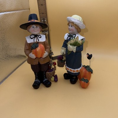 Pilgrim Couple Figurines w/Pumpkin Corn Fruit bird Thanksgiving Harvest Resin