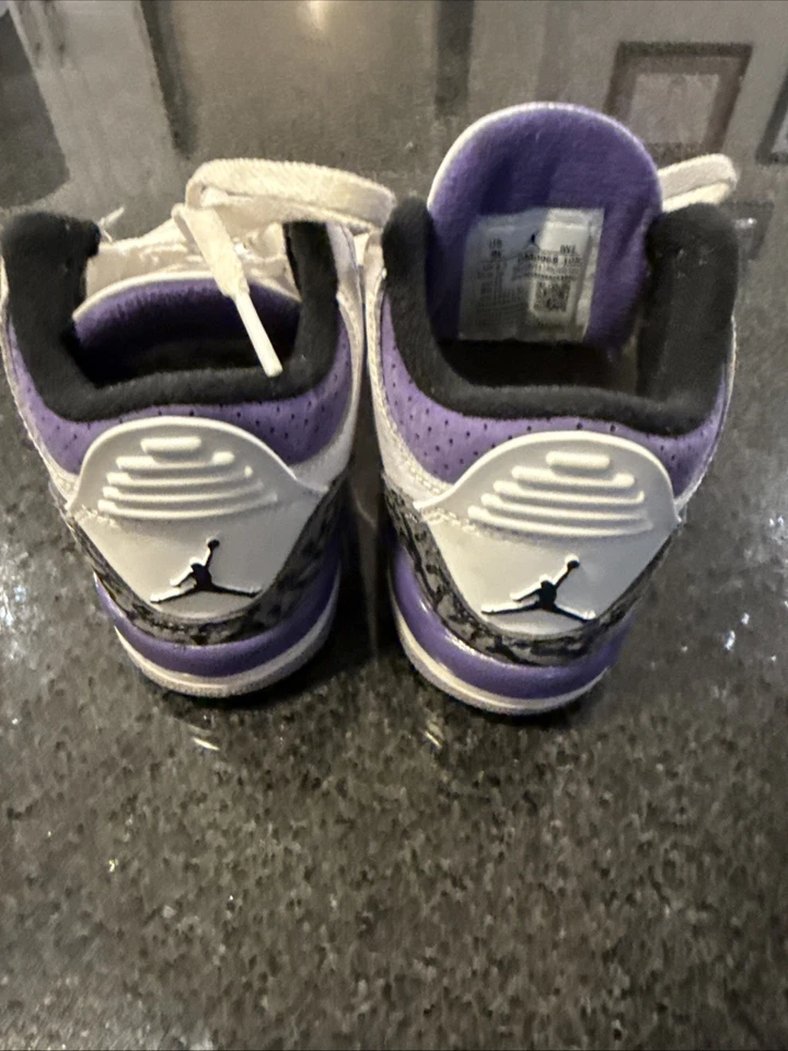 Nike Air Jordan 3 Retro TD 'Dark Iris' 2022 DM0968-105 Niño pequeño talla 9c Foto 3 de 4