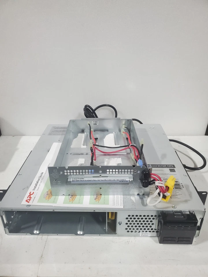 APC Smart UPS 1500 SMT15000RM2UC Netcard No Batt. With Rack Mounts - Image 2 of 4