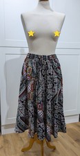 VGC Boohoo Size 12 Pattern Skirt