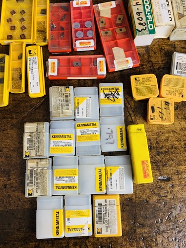 Mixed Carbide Inserts Lot Sandvik, Kennametal, Tool Flo and Others - Picture 3 of 6