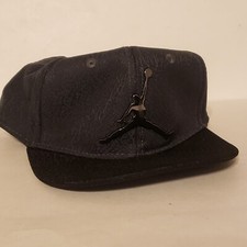 Jumpman Youth Snapback Hat Cap Black W/ Logo Basketball Sports Pre-owned