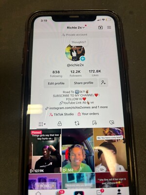 Ti* Ti* 12k+ followers /Apple iPhone 11 Pro Max - 64 GB - Space Gray (Unlocked)