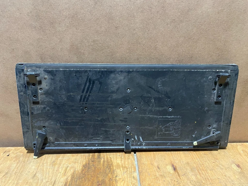 2002 to 2013 Chevrolet Avalanche Cadillac Escalade EXT Bed Cover Piece #1 S1493 - Image 3 of 4