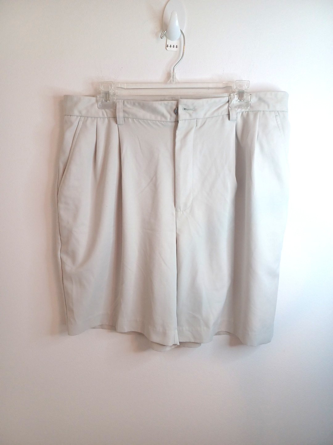 Izod Golf Shorts Mens 36 Khaki Beige Pockets Beach Activewear Vacation Summer