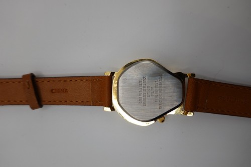 Vtg. 1997 Warner Bros. Looney Tunes Tweety Bird Head Watch-doubtful it works - Picture 8 of 8