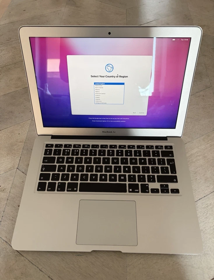 Apple MacBook Air 13" 2017 · i5 · 8GB · 256GB, photo 1 of 5