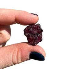 Raw Rhodolite Garnet Crystal - Natural Dark Garnet Stone