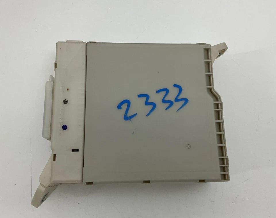 Caja de fusibles Lexus GS350 2010 82730274 OEM Foto 4 de 4