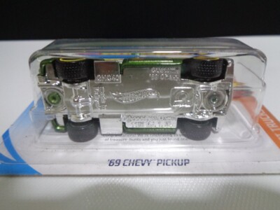Hot Wheels 2020 Super Treasure Hunt '69 Chevy Pickup Green US Card