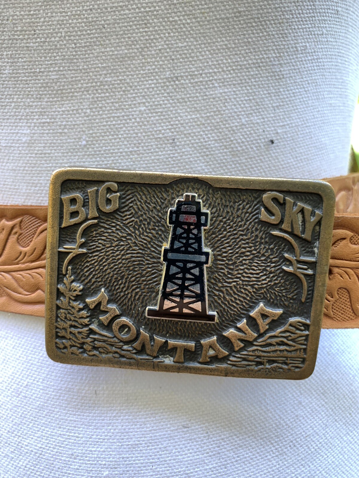 Vintage Marco BIG SKY MONTANA oil rig belt buckle wit… Gem