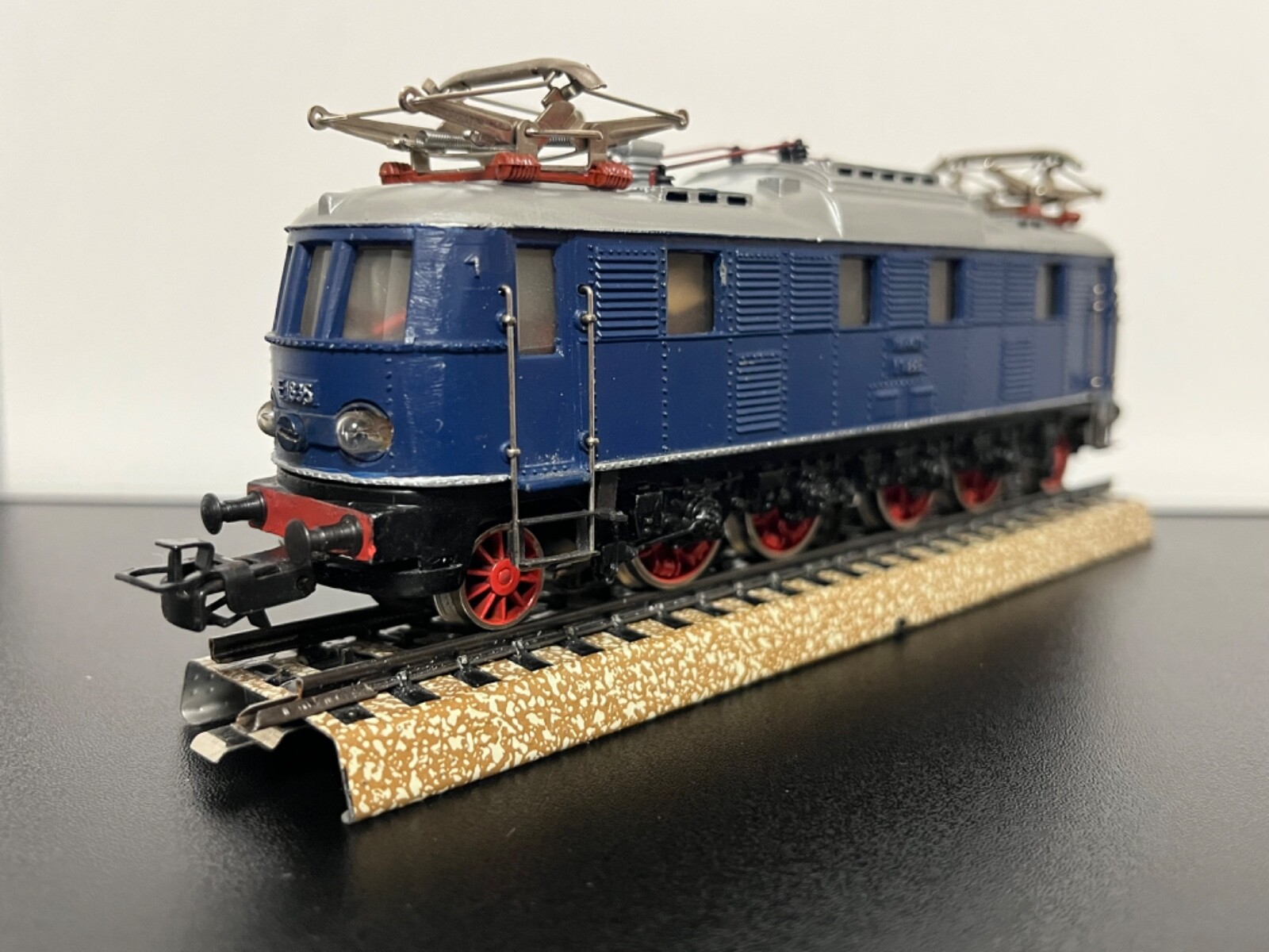 Märklin 3023 BR E 18 35 DB blau H0 in OVP sehr guter Zustand eBay
