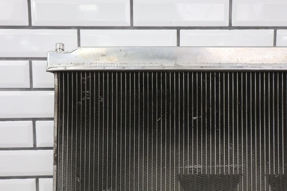 03-07 Radiador Ford F250 F350 6.0 Powerstroke Mishimoto (Ver Fotos) Foto 2 de 4