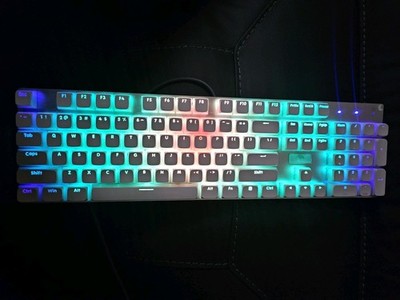 E-Yooso Z-88 RGB Mechanical Keyboard Full Size  104 Keys  Red Switches