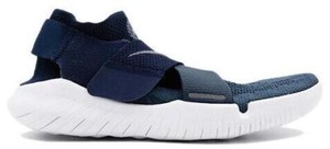 nike free rn 2018 navy blue
