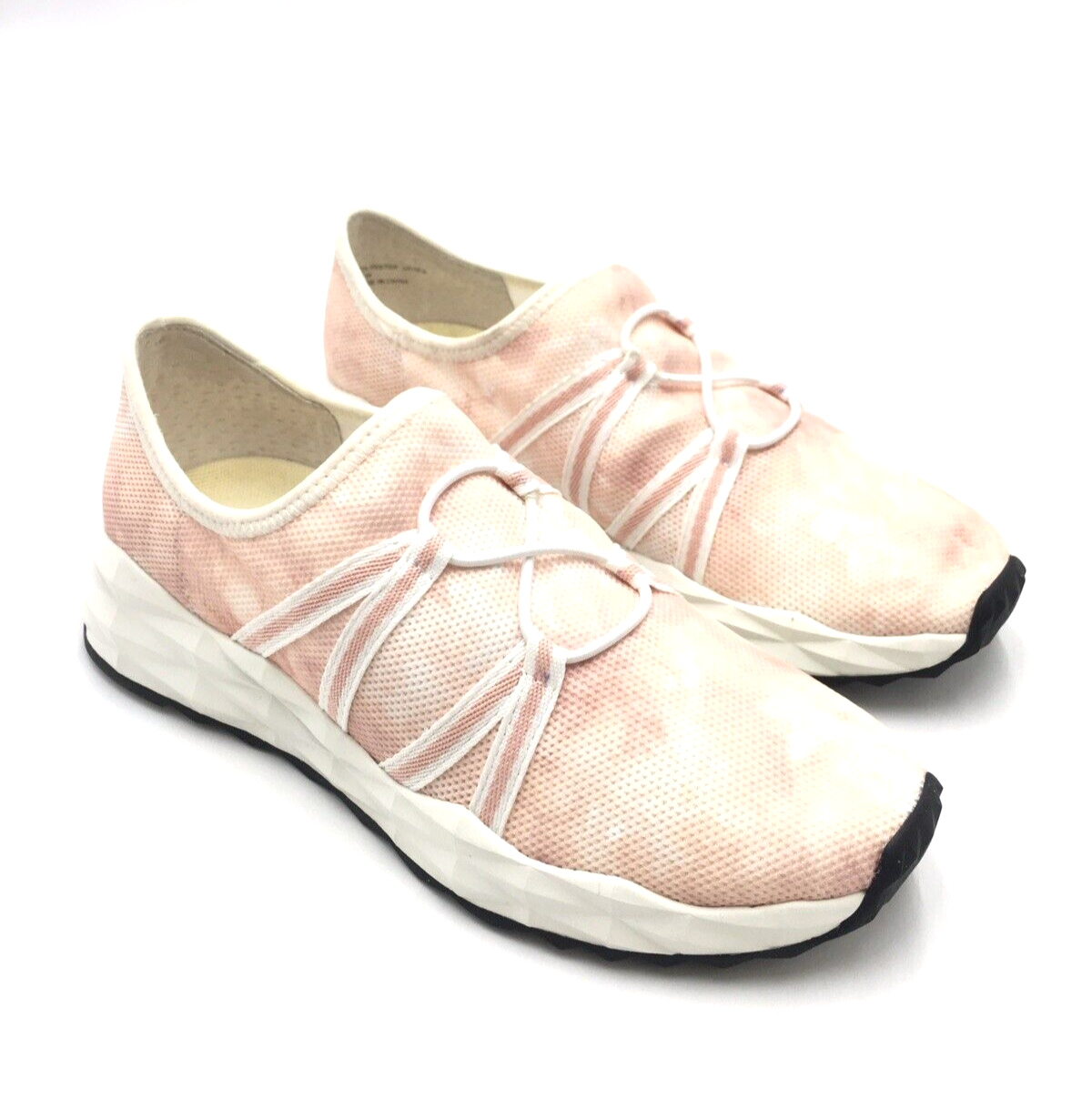 isaac mizrahi tennis shoes