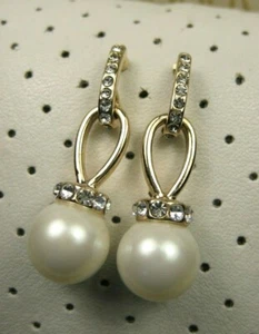 Vintage 80c Chic Faux White Cream Round Pearl Rhinestone Encrusted Earrings USA