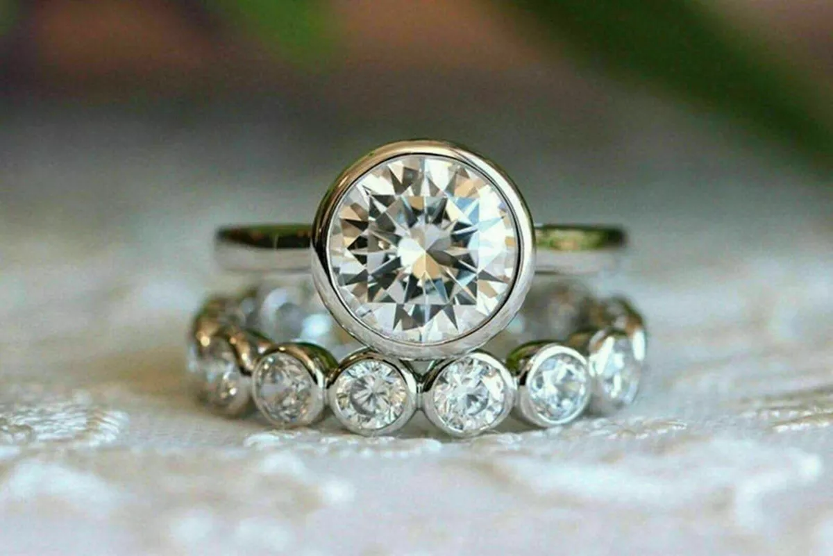 Bezel Bridal Engagement Wedding Set Gift Ring 2.56Ct Diamond 14K White Gold Over