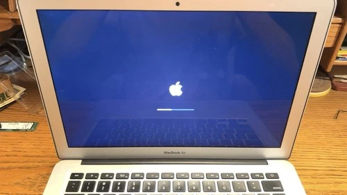 Apple MacBook Air 2015 13.3" Core i5 Laptop 8GB RAM 256GB SSD Webcam MJVE2LL/A