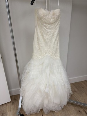 Pronovias Size 12 Wedding Dress