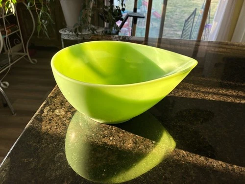 Fire King jadeite bowl 9 inch
