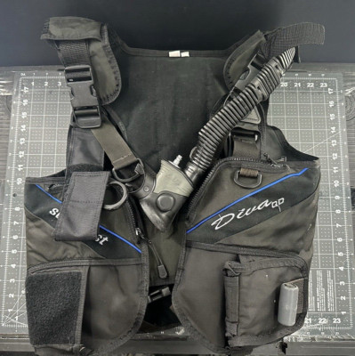 Scuba Diving Vest SeaQuest Diva QD with REGULATOR AIR Size Small S