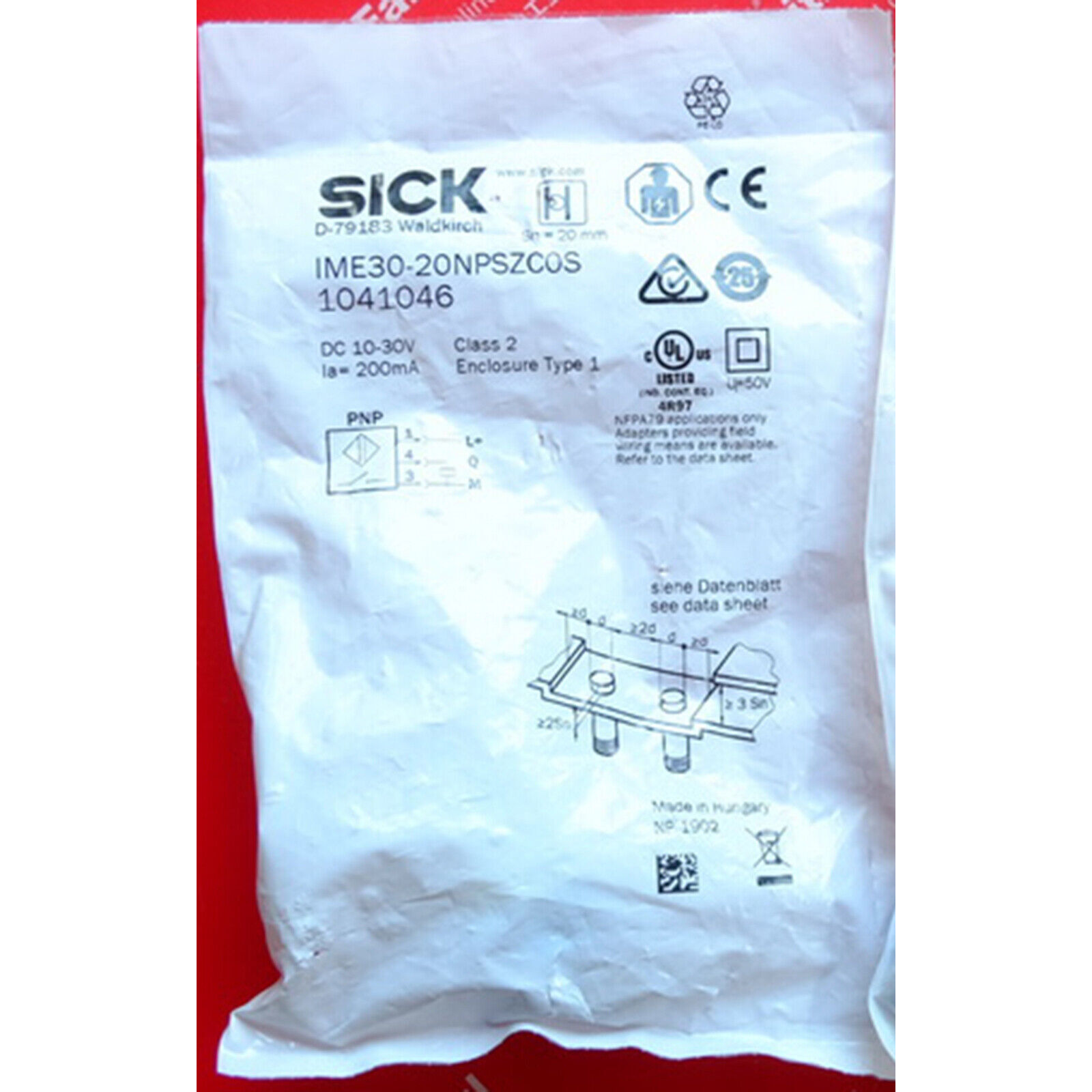 one new IME30-20NPSZC0S 1041046 proximity sensor #F8